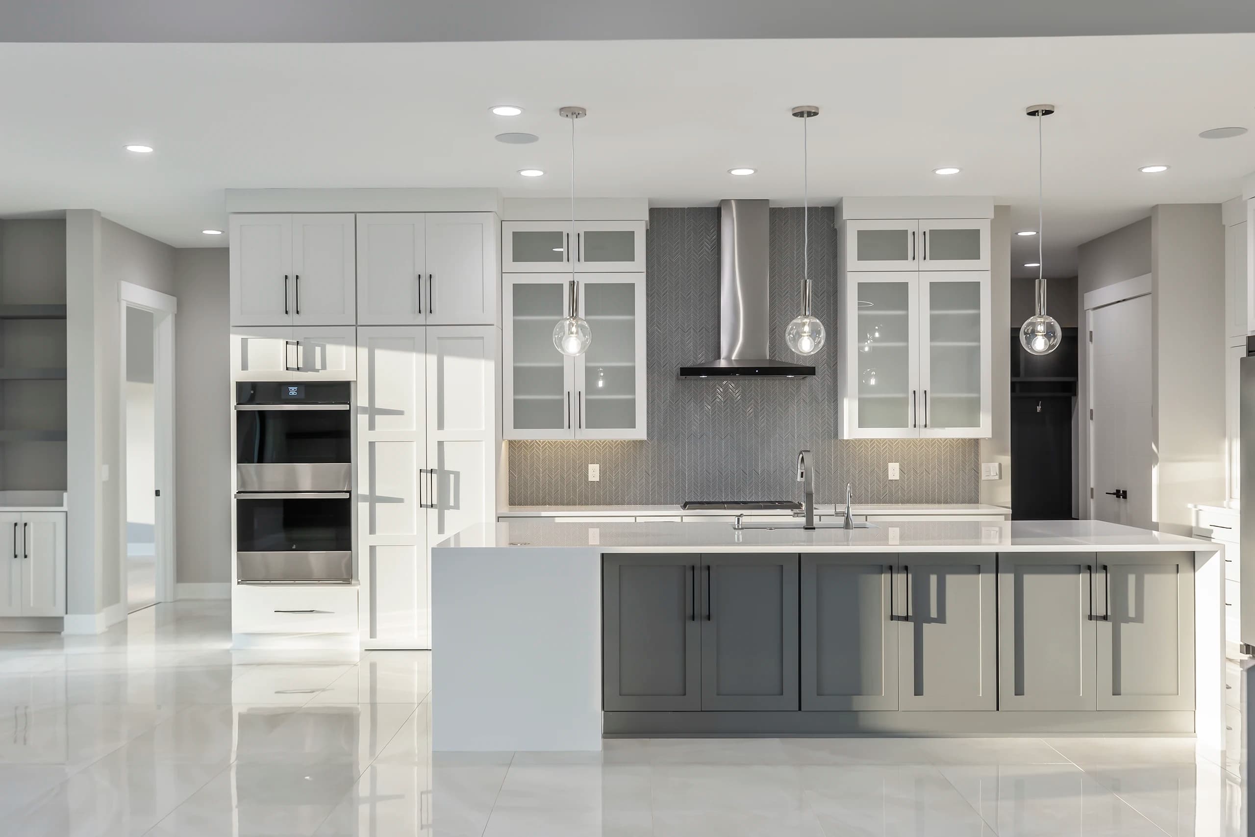 1017 S Wilder Place — kitchen view 2