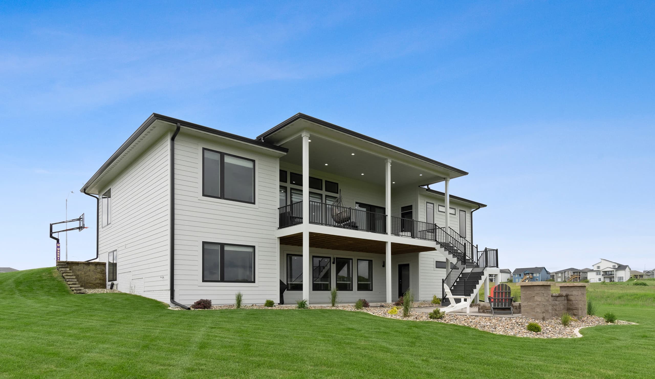 16200 Walnut Meadows — exterior view 3