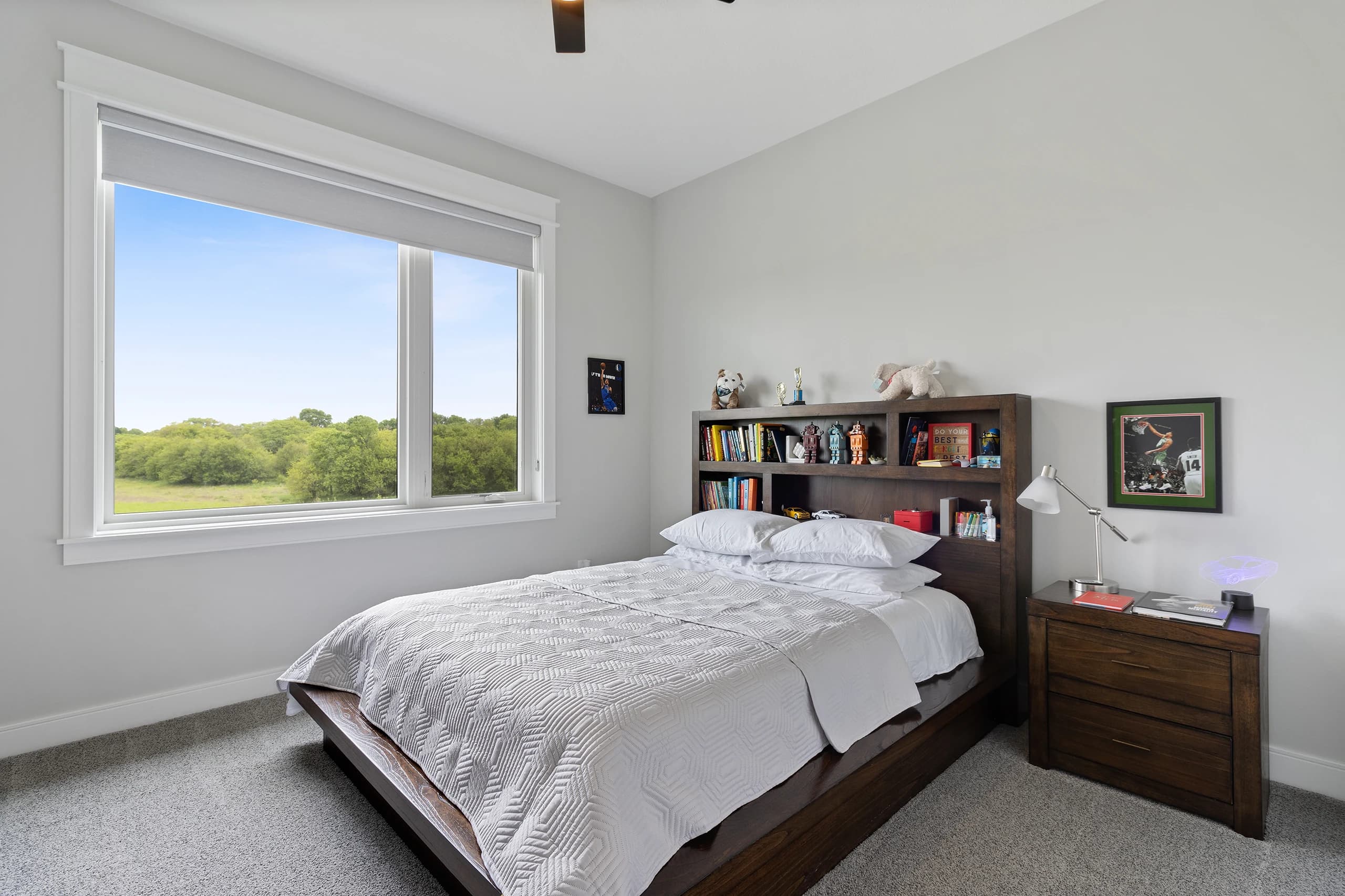 16200 Walnut Meadows — interior view 5