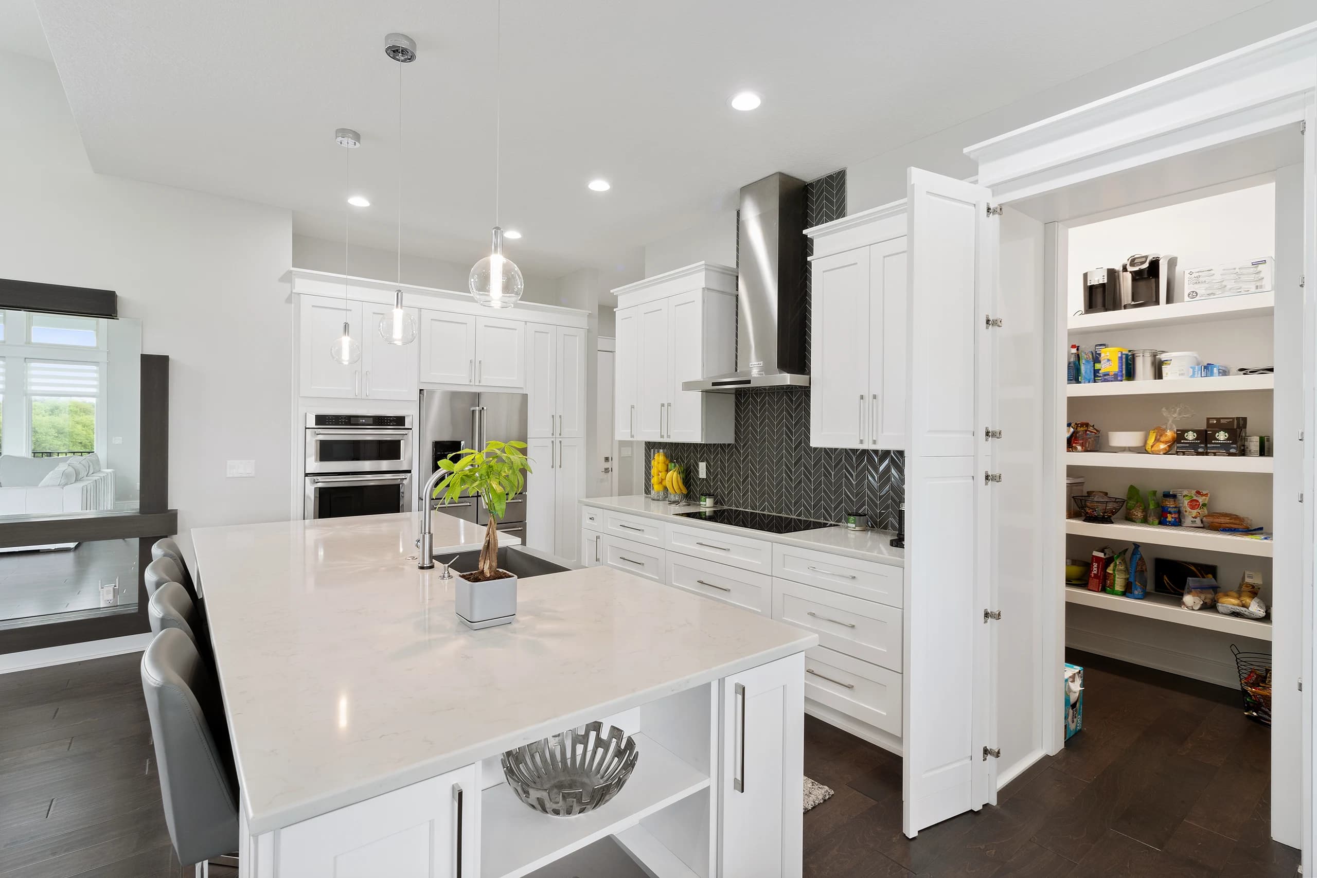 16200 Walnut Meadows — kitchen view 1