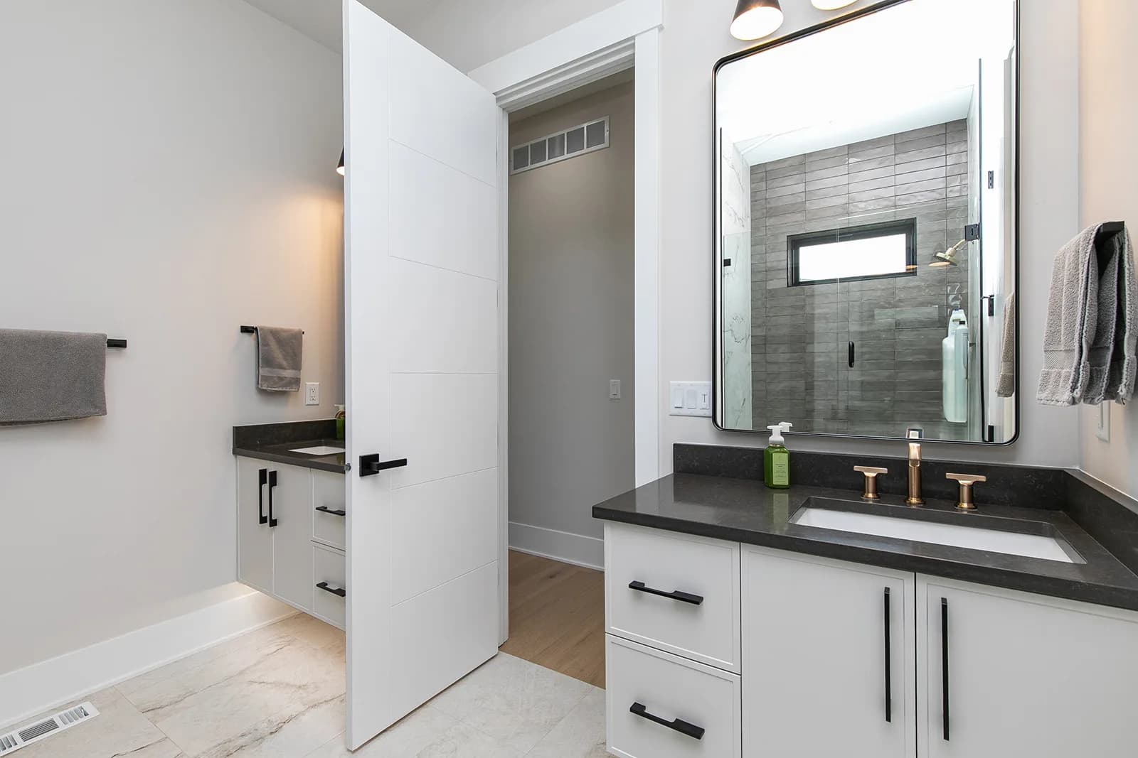 3856 NW 177th Ct — bathroom vanity