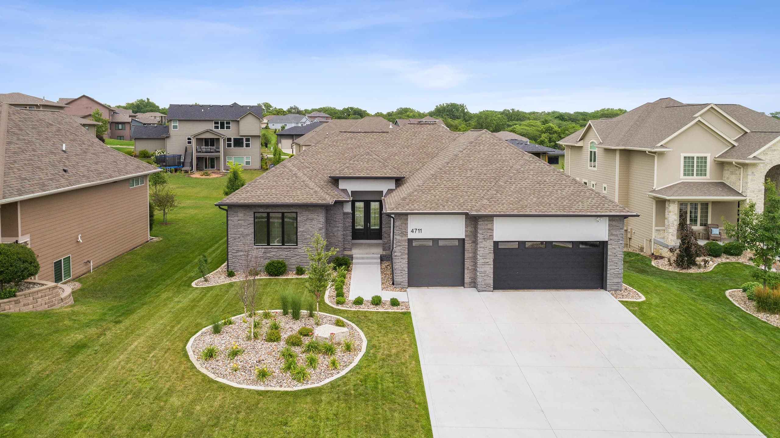 4711 153rd Ct — aerial wide