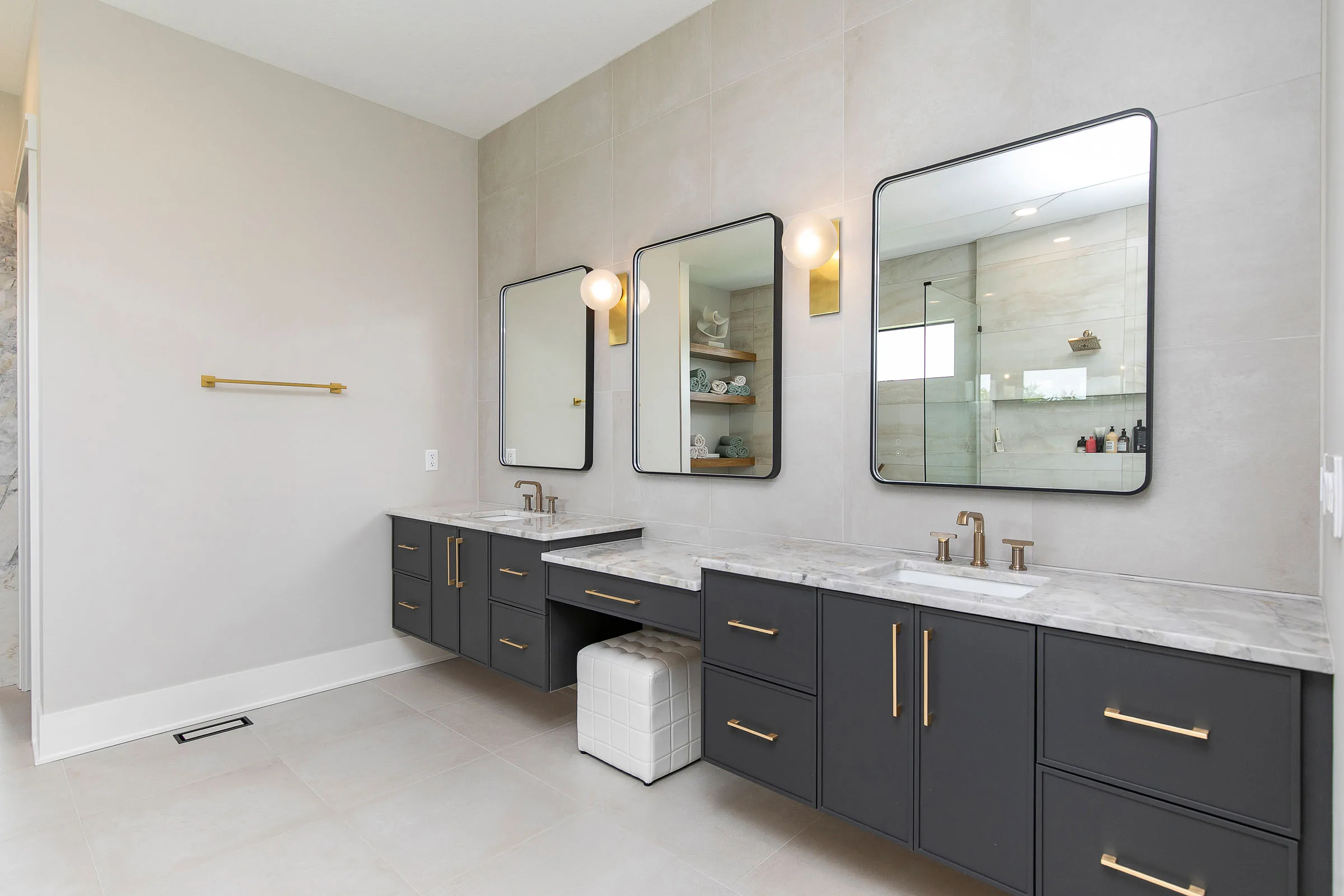 Forest Pointe — primary bath double vanity