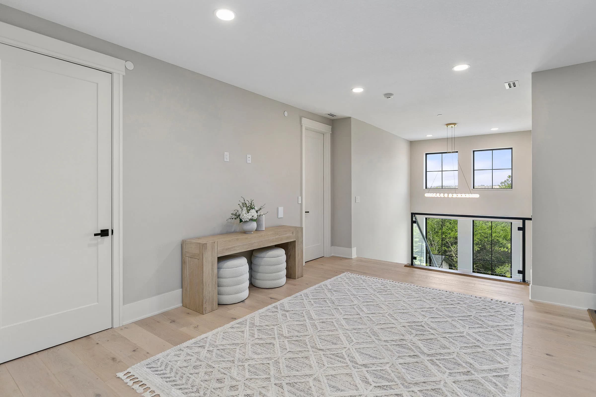Forest Pointe — upstairs flex room