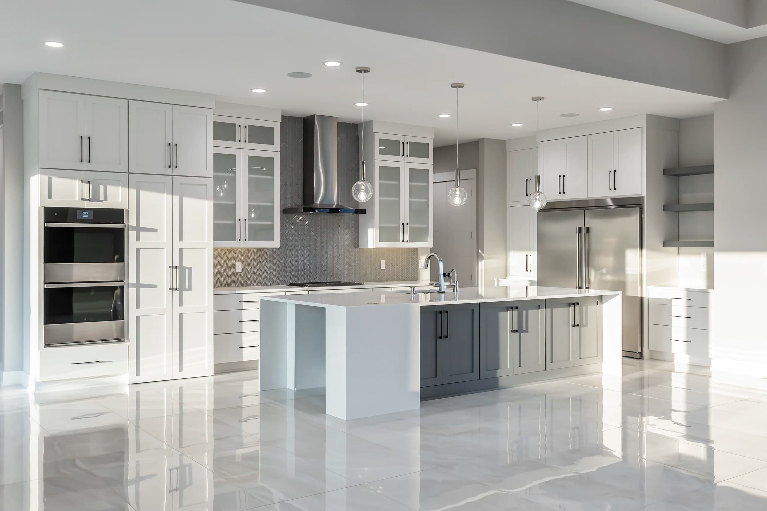 Custom luxury kitchen — MIR Homes